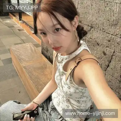 漕雨莲